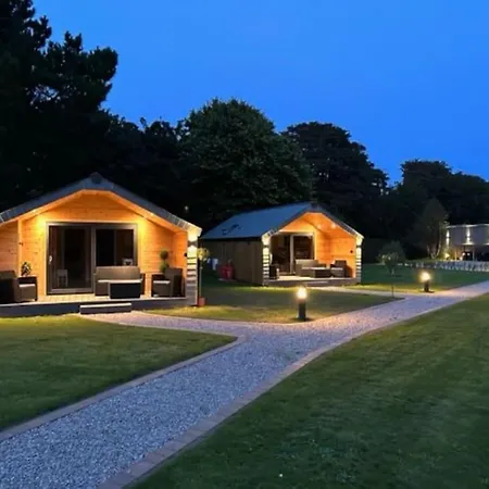 Riverside Retreats - Steamers Meadow Gwinear